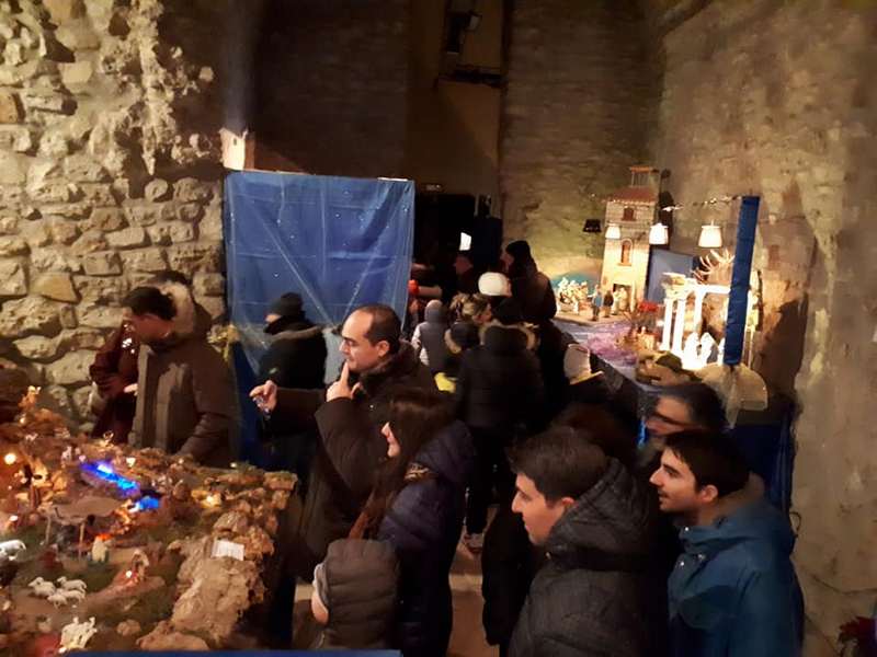 Boom di visitatori alla mostra dei presepi della Rocca