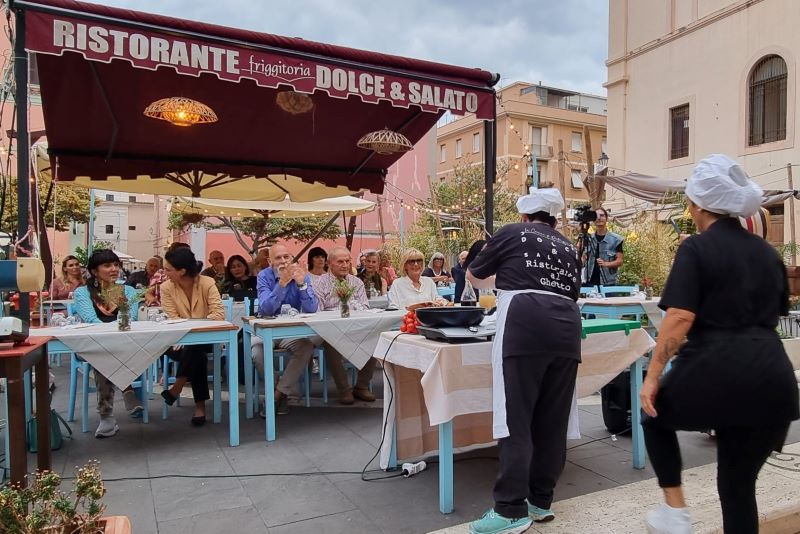 La zuppa di pesce civitavecchiese protagonista a piazza Fratti